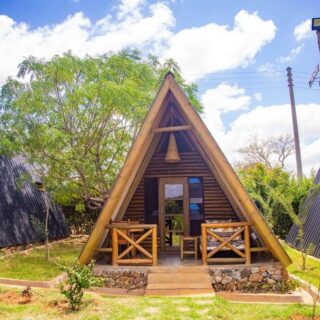 Boma Simba Safari Lodge Tsavo East Kenya