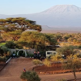 Kenya Amboseli Safari Tour From Nairobi