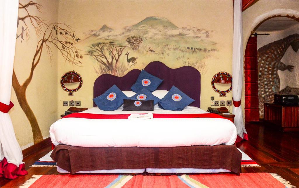Amboseli Serena Safari Lodge Room
