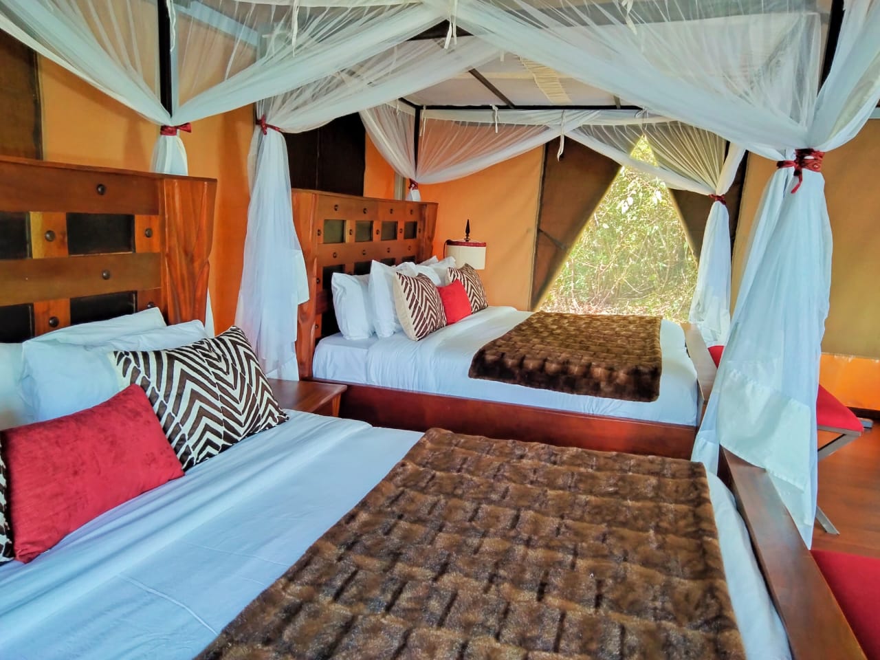 Emayian Luxury Camp Twin Room