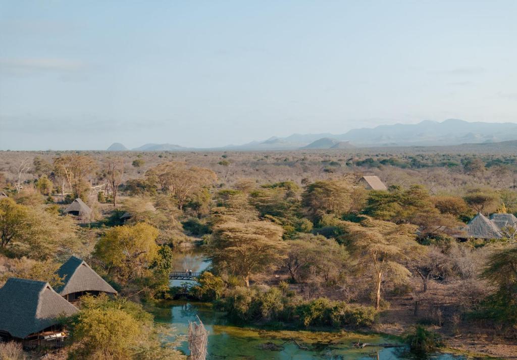 Finch Hattons Luxury Tented Camp Tsavo West