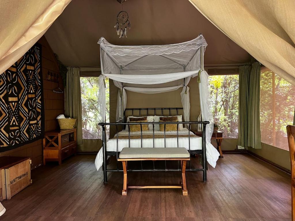 Ikweta Safari Camp Double Tent