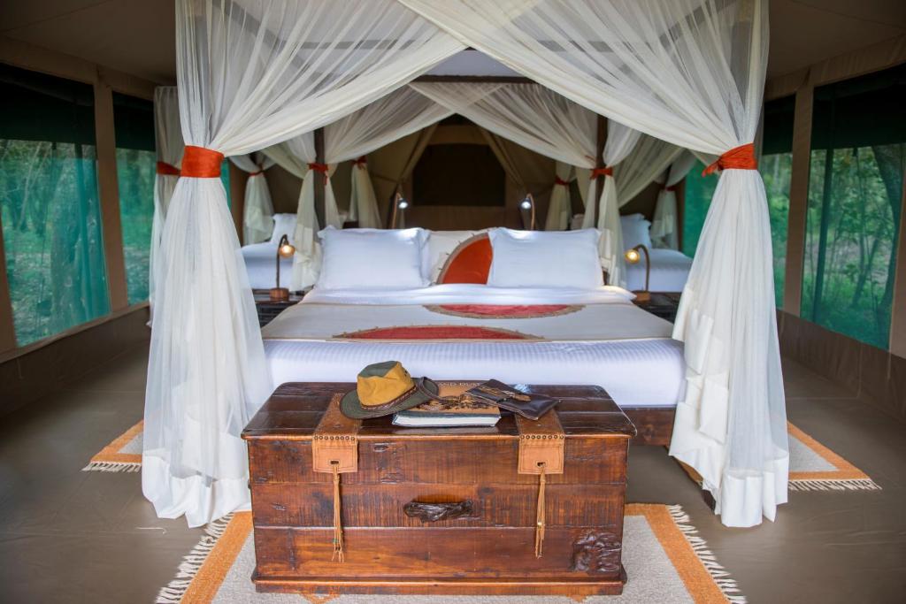 Soroi Mara Bush Camp Deluxe Tent