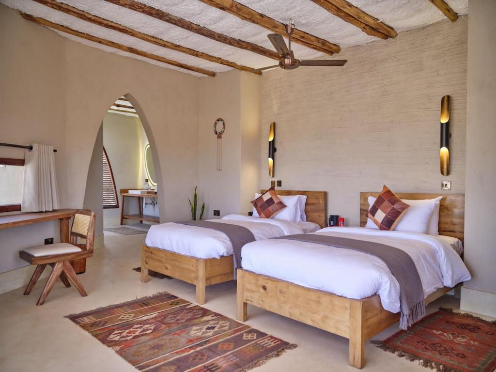 Surana Buffalo Springs Camp Twin Room