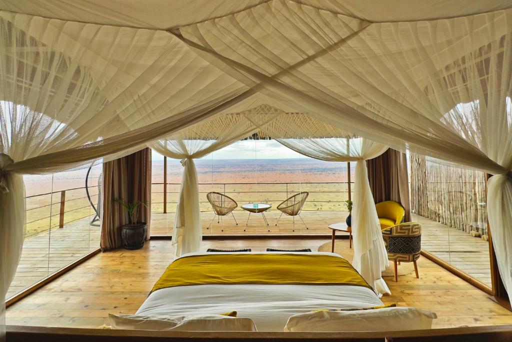 soroi lions bluff lodge Kenya