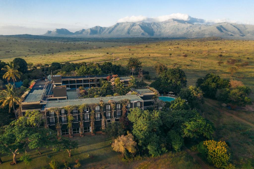 Taita Hills Safari Resort Kenya