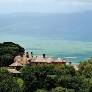 Ngorongoro crater lodge