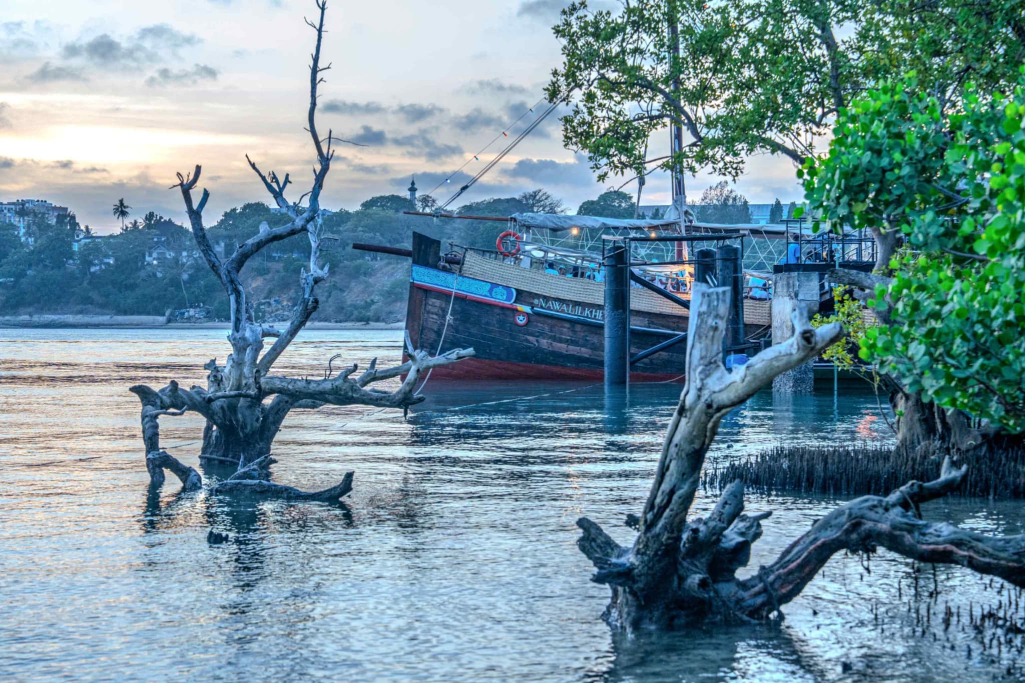 Tamarind Dinner Dhow Cruise along Tudor Creek Mombasa